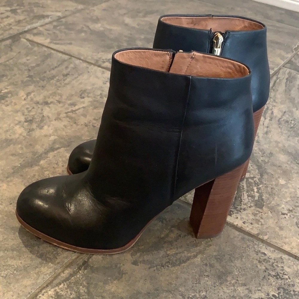 Vince Camuto Black Leather Booties